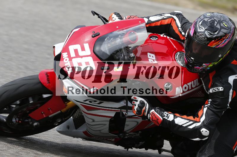 /10 20.04.2026  Pluess Moto Sport ADR/Einsteiger/28